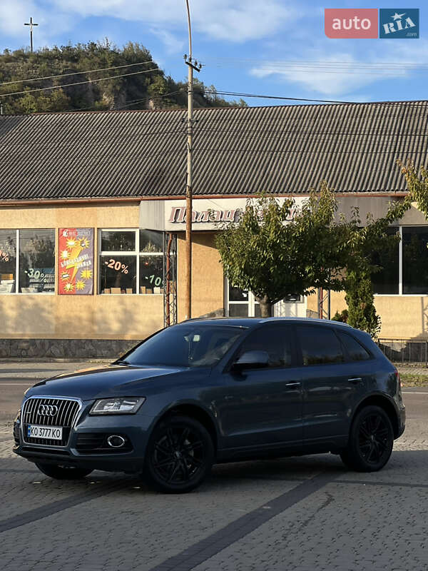 Позашляховик / Кросовер Audi Q5 2015 в 