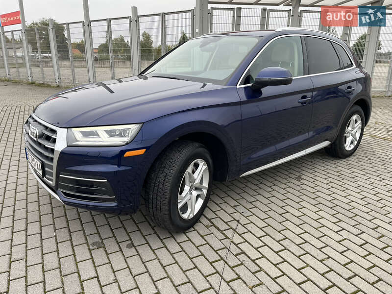 Внедорожник / Кроссовер Audi Q5 2017 в Львове