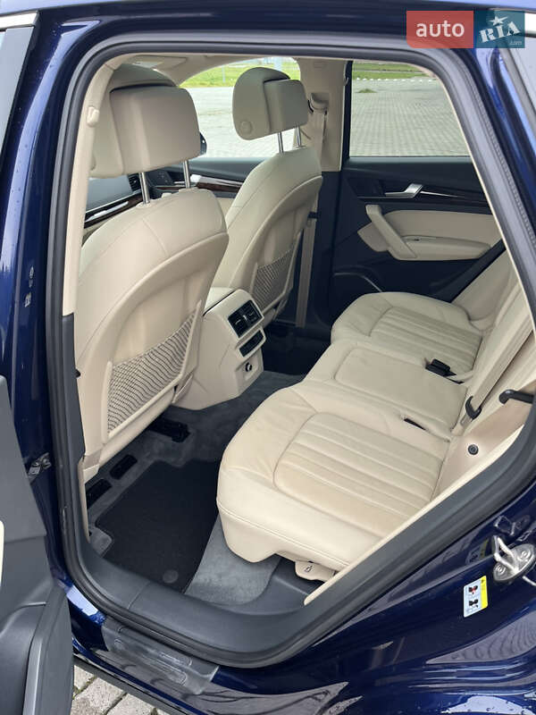 Внедорожник / Кроссовер Audi Q5 2017 в Львове