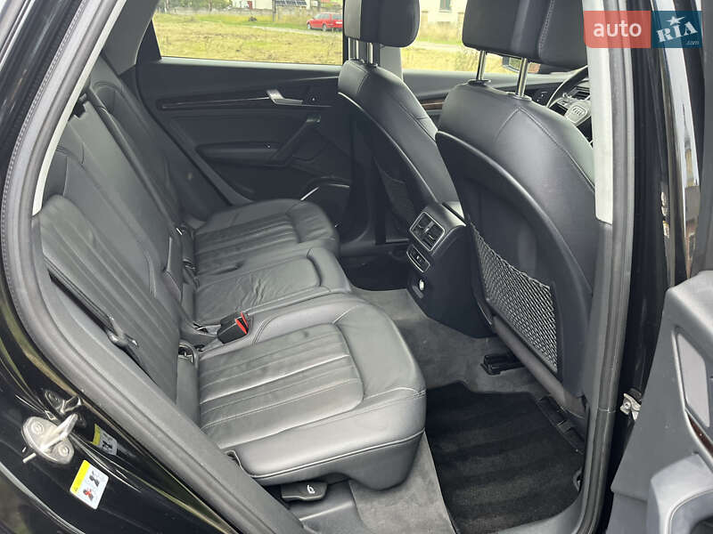 Внедорожник / Кроссовер Audi Q5 2018 в Надворной