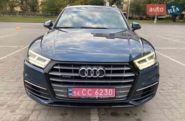 Внедорожник / Кроссовер Audi Q5 2018 в 