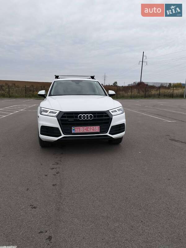 Внедорожник / Кроссовер Audi Q5 2020 в Ровно