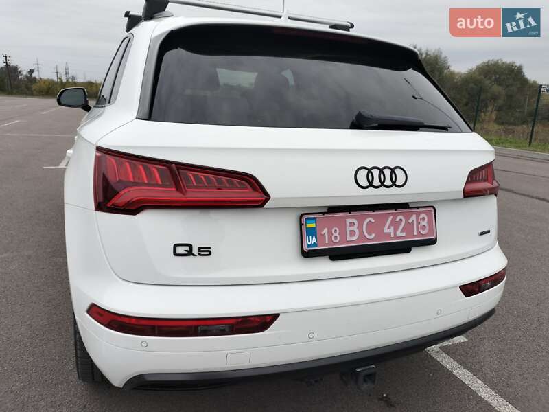 Внедорожник / Кроссовер Audi Q5 2020 в Ровно