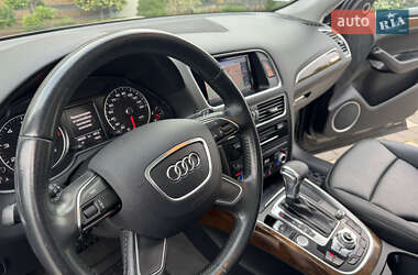 Внедорожник / Кроссовер Audi Q5 2016 в 