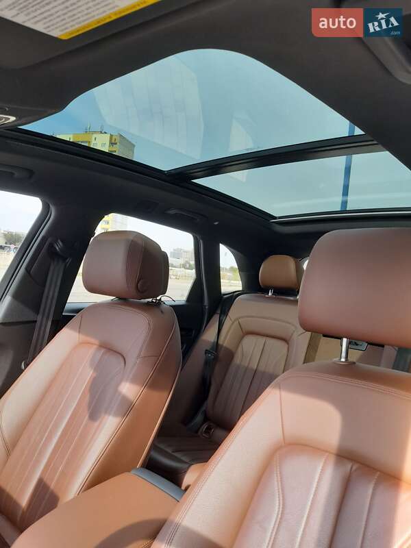 Позашляховик / Кросовер Audi Q5 2017 в Харкові