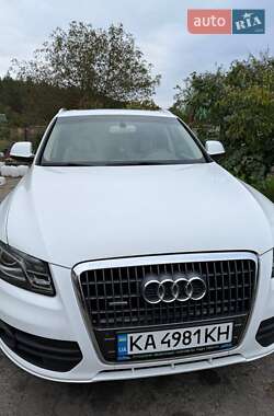 Внедорожник / Кроссовер Audi Q5 2011 в 