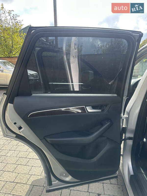 Внедорожник / Кроссовер Audi Q5 2012 в Львове
