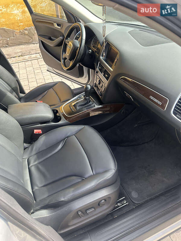 Внедорожник / Кроссовер Audi Q5 2012 в Львове
