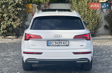 Внедорожник / Кроссовер Audi Q5 2020 в 