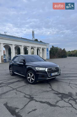 Внедорожник / Кроссовер Audi Q5 2017 в Ужгороде