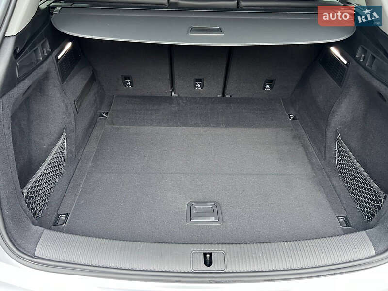 Внедорожник / Кроссовер Audi Q5 2021 в Киеве