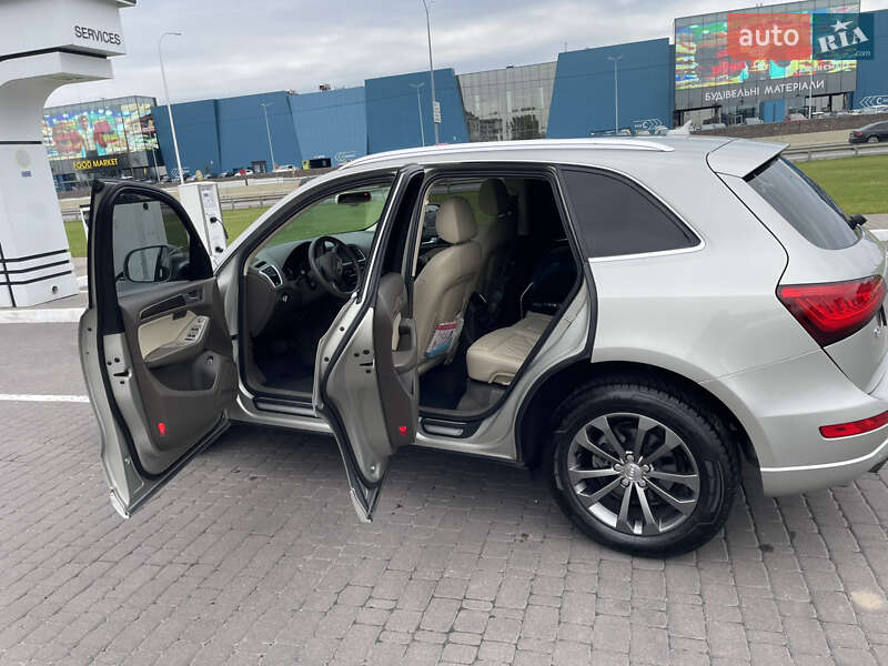 Внедорожник / Кроссовер Audi Q5 2014 в Киеве
