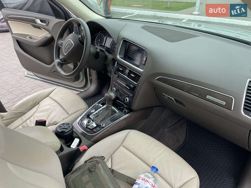 Внедорожник / Кроссовер Audi Q5 2014 в Киеве