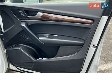 Внедорожник / Кроссовер Audi Q5 2019 в 