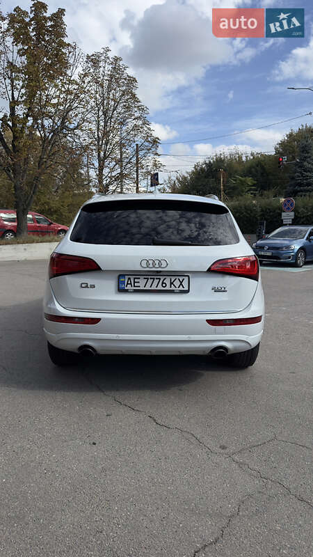 Внедорожник / Кроссовер Audi Q5 2015 в Днепре