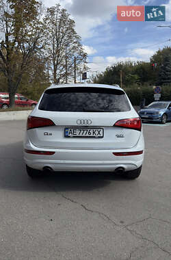 Внедорожник / Кроссовер Audi Q5 2015 в 