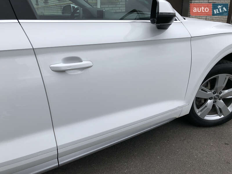 Внедорожник / Кроссовер Audi Q5 2018 в Ирпене
