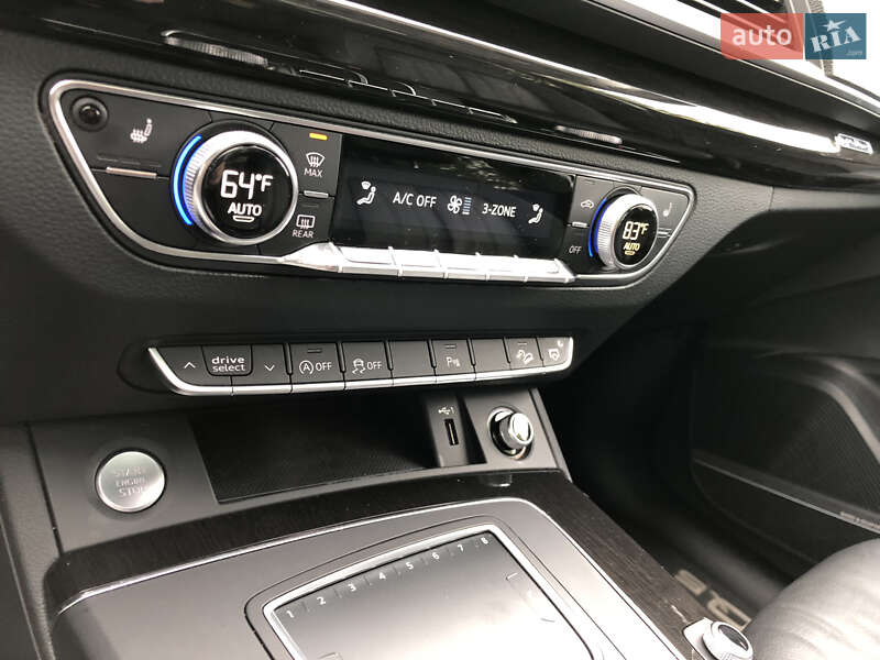 Внедорожник / Кроссовер Audi Q5 2018 в Ирпене