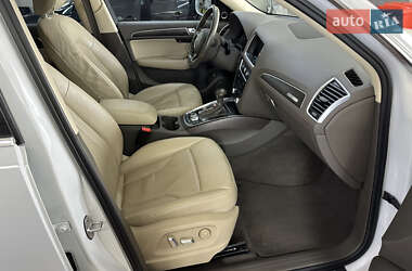 Внедорожник / Кроссовер Audi Q5 2015 в 