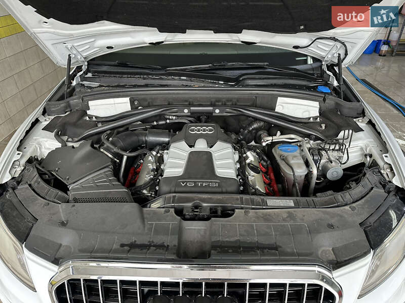 Внедорожник / Кроссовер Audi Q5 2015 в Киеве