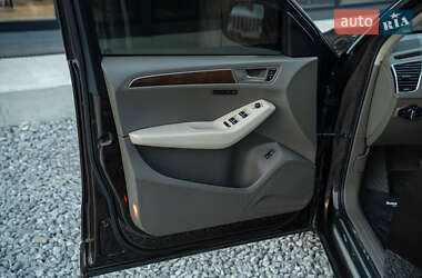 Внедорожник / Кроссовер Audi Q5 2011 в 