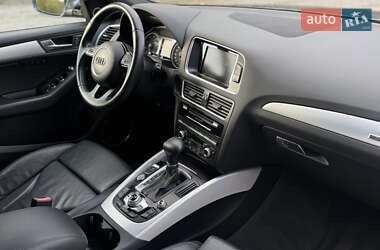 Внедорожник / Кроссовер Audi Q5 2016 в 