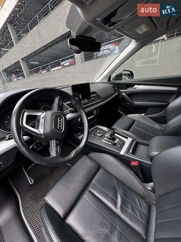 Внедорожник / Кроссовер Audi Q5 2018 в Львове