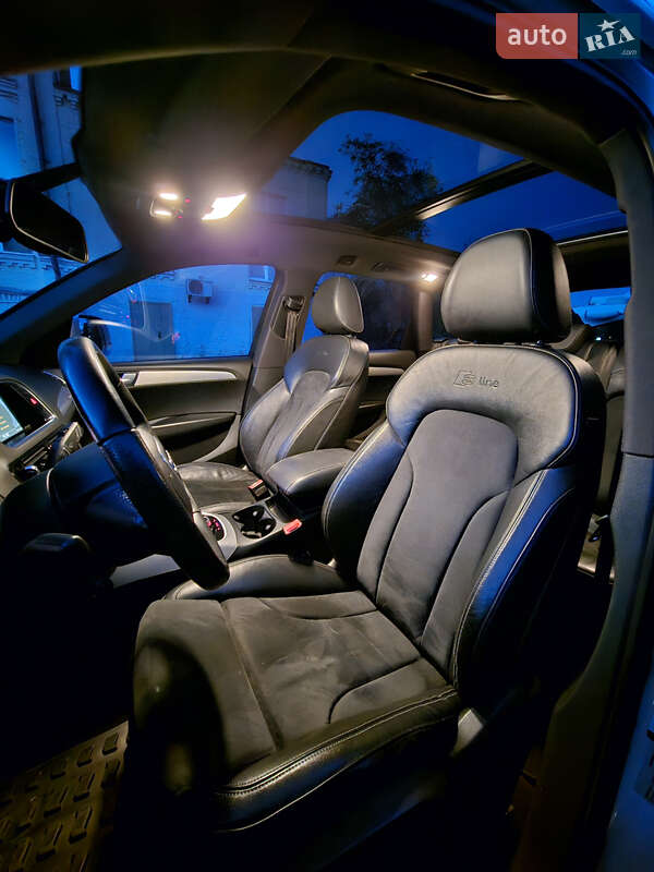Внедорожник / Кроссовер Audi Q5 2010 в Киеве