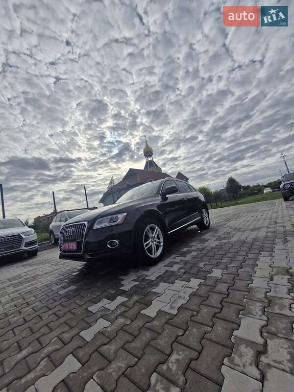 Внедорожник / Кроссовер Audi Q5 2014 в Ужгороде