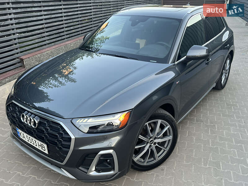 Позашляховик / Кросовер Audi Q5 2021 в Києві