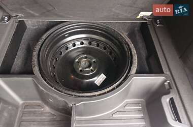 Внедорожник / Кроссовер Audi Q5 2011 в 