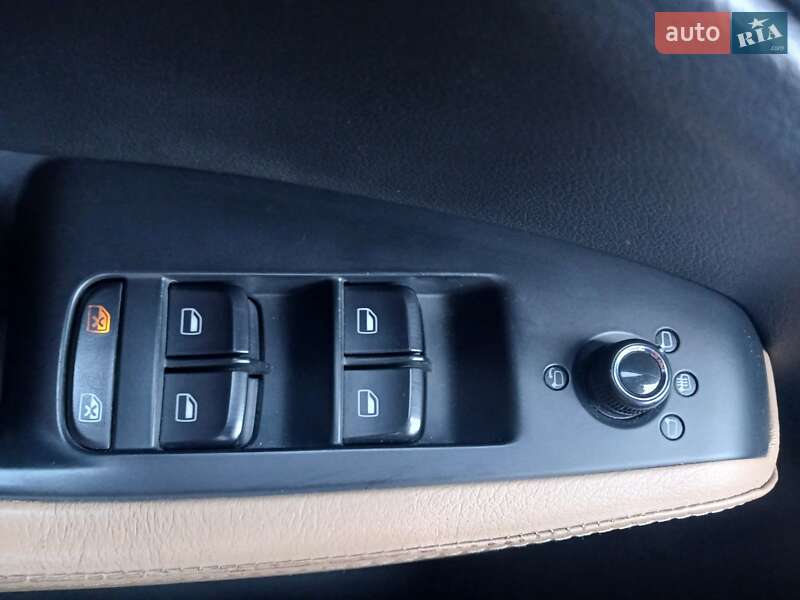 Позашляховик / Кросовер Audi Q5 2011 в Звягелі