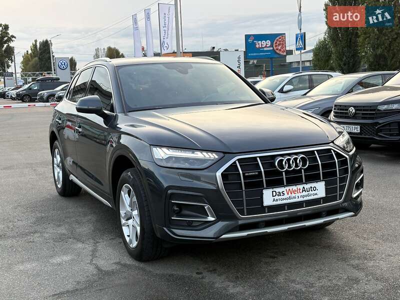 Внедорожник / Кроссовер Audi Q5 2023 в Киеве