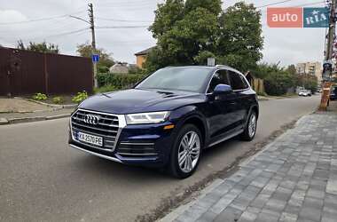 Внедорожник / Кроссовер Audi Q5 2018 в 
