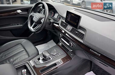 Внедорожник / Кроссовер Audi Q5 2019 в 
