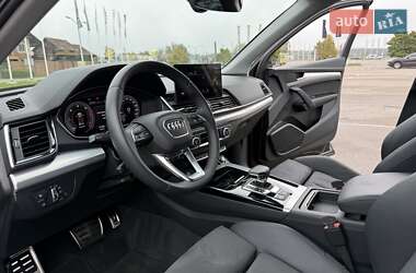 Внедорожник / Кроссовер Audi Q5 2021 в 