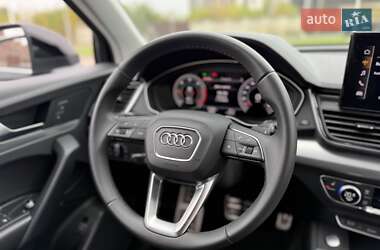 Внедорожник / Кроссовер Audi Q5 2021 в 
