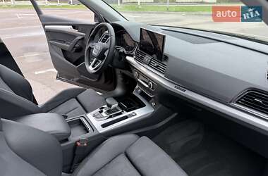 Внедорожник / Кроссовер Audi Q5 2021 в 