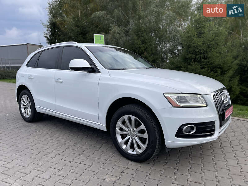 Внедорожник / Кроссовер Audi Q5 2016 в 