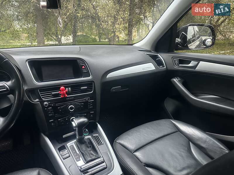Внедорожник / Кроссовер Audi Q5 2016 в Тернополе