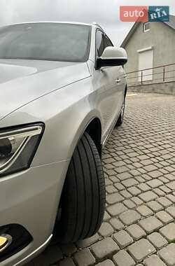 Внедорожник / Кроссовер Audi Q5 2012 в 