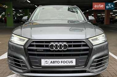 Внедорожник / Кроссовер Audi Q5 2018 в 