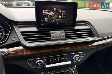 Внедорожник / Кроссовер Audi Q5 2018 в 