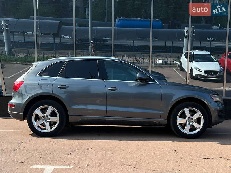Позашляховик / Кросовер Audi Q5 2012 в Києві