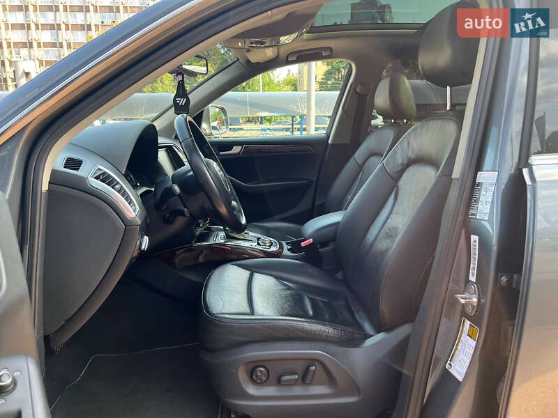 Позашляховик / Кросовер Audi Q5 2012 в Києві