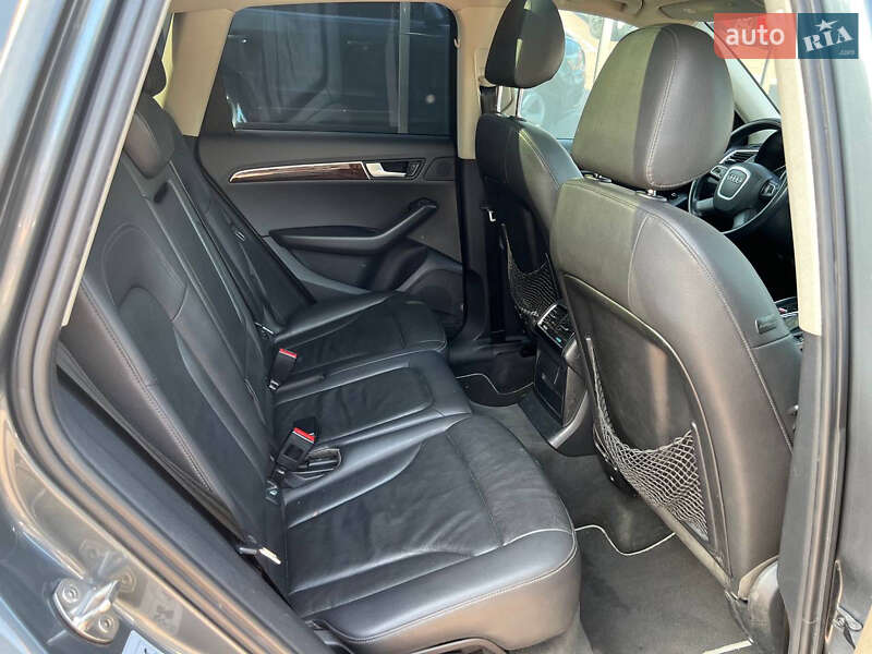 Позашляховик / Кросовер Audi Q5 2012 в Києві