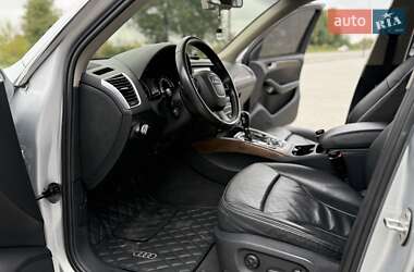 Внедорожник / Кроссовер Audi Q5 2010 в 
