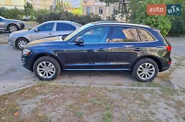 Внедорожник / Кроссовер Audi Q5 2015 в 
