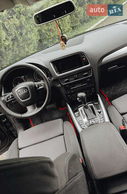Внедорожник / Кроссовер Audi Q5 2011 в 