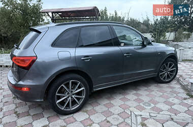 Внедорожник / Кроссовер Audi Q5 2015 в 